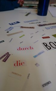 Wortcollagen bei den Textperimenten im Kreativ-Haus Münster