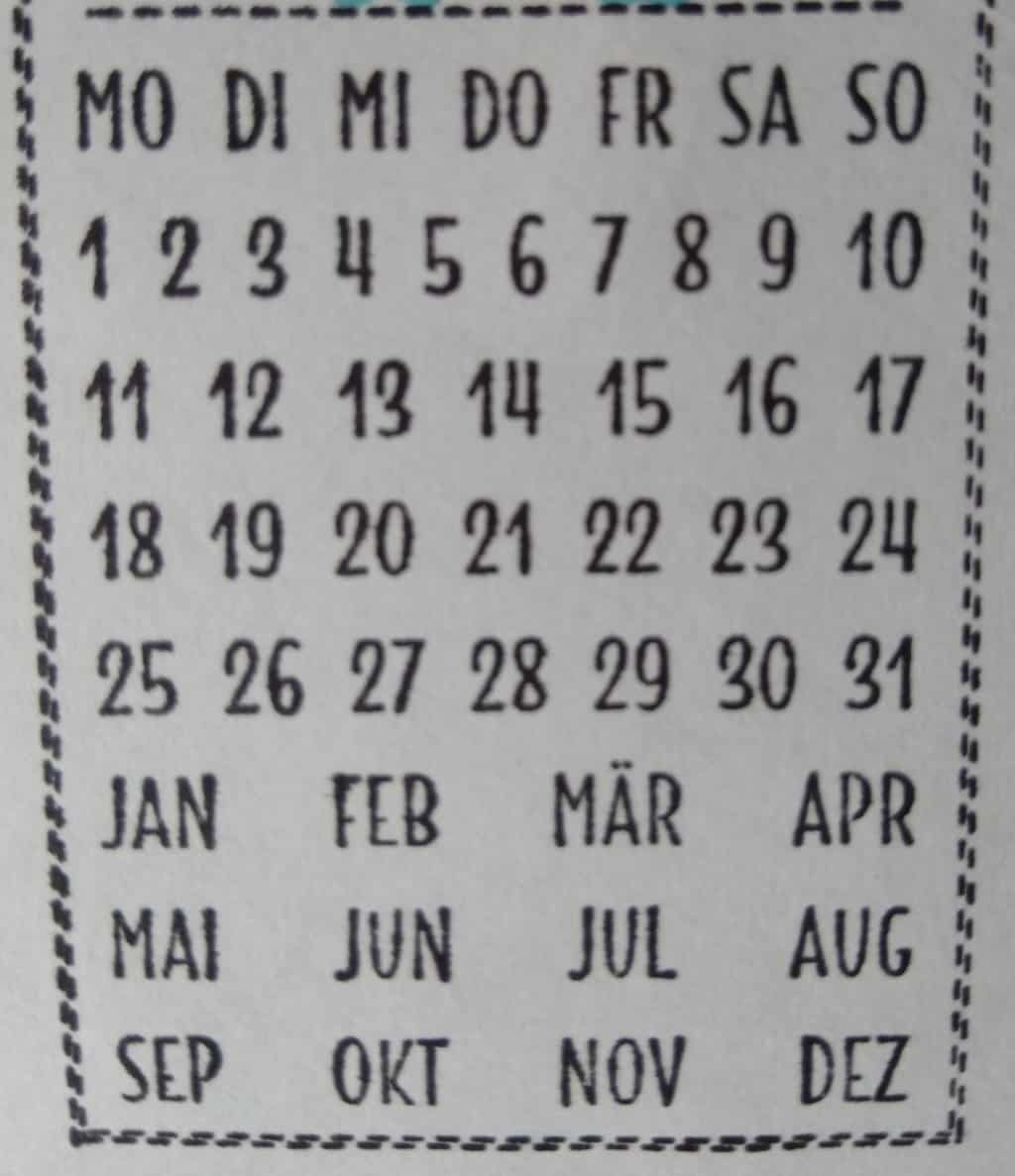 Kalender mit Wochentagen, Daten und Monaten